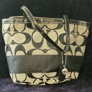 Coach Jacquard shoulder bag
